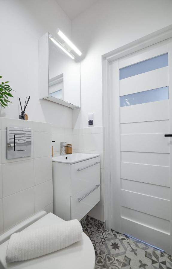 Mikroklimatyczny Apartament Dla 4 Osob - Blisko Szlakow, W Centrum Sklářská Poruba Exteriér fotografie